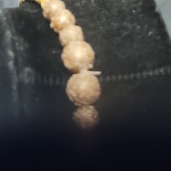 Handcrafted Sacred Earth necklace - Picture 5 of 6